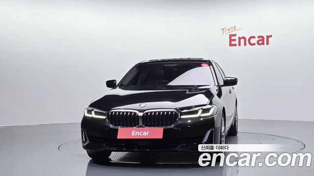BMW 5-Series 523d xDrive Luxury