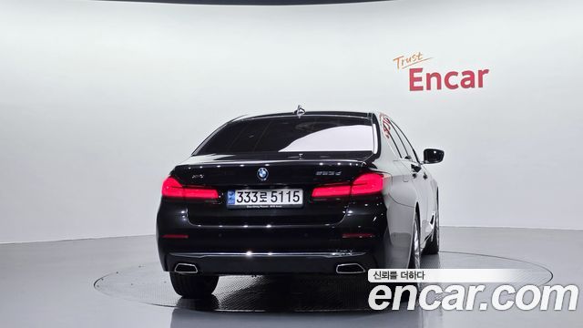 BMW 5-Series 523d xDrive Luxury