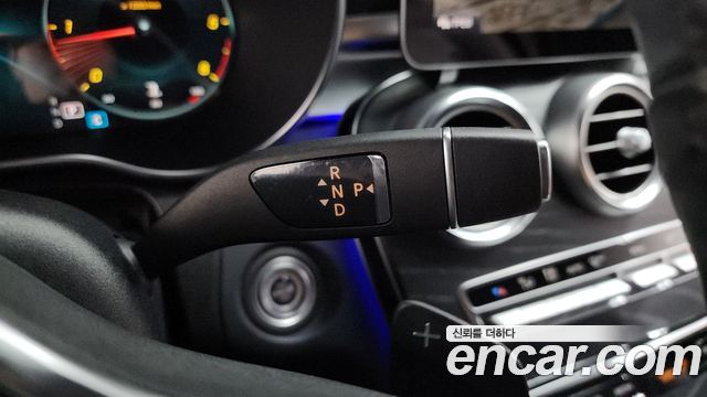 Mercedes-Benz C-Class C220 d 4MATIC AMG Line