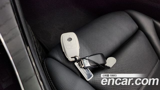 Mercedes-Benz C-Class C220 d 4MATIC AMG Line