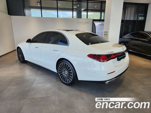 Mercedes-Benz E-Class E450 4MATIC Exclusive