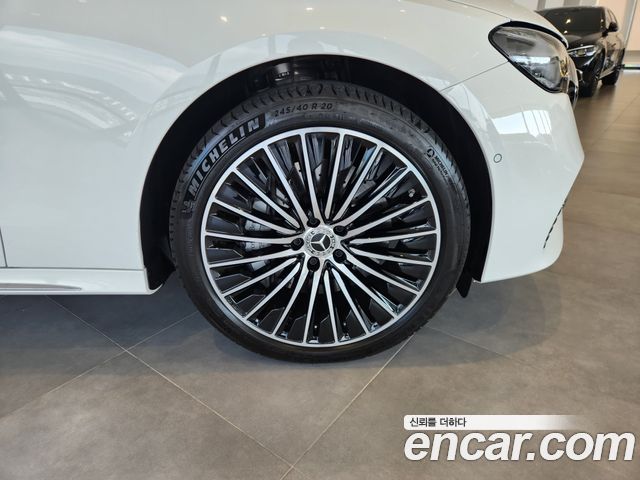 Mercedes-Benz E-Class E450 4MATIC Exclusive