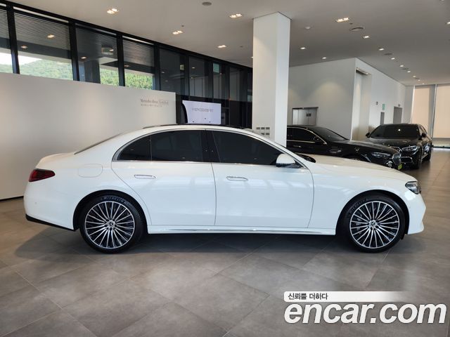 Mercedes-Benz E-Class E450 4MATIC Exclusive