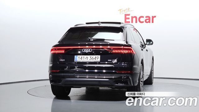 Audi Q8 55 TFSI Quattro Premium