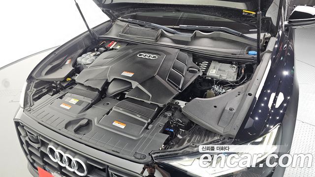 Audi Q8 55 TFSI Quattro Premium