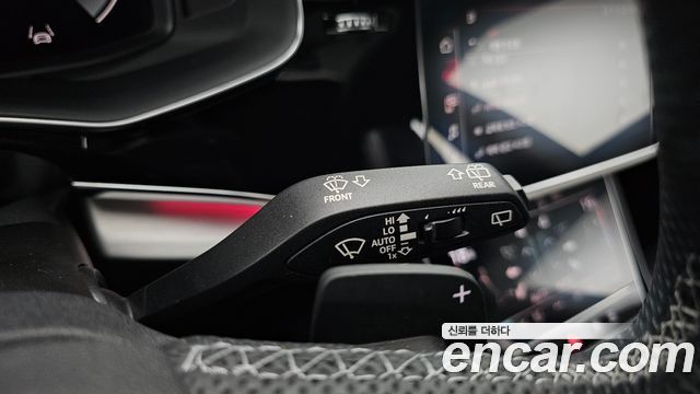 Audi Q8 55 TFSI Quattro Premium