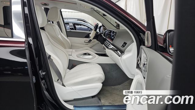Mercedes-Benz GLS-Class Maybach GLS600 4MATIC Manufakur