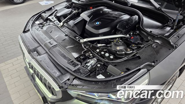 BMW 5-Series 520i