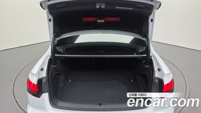 Audi A4 40 TFSI Premium
