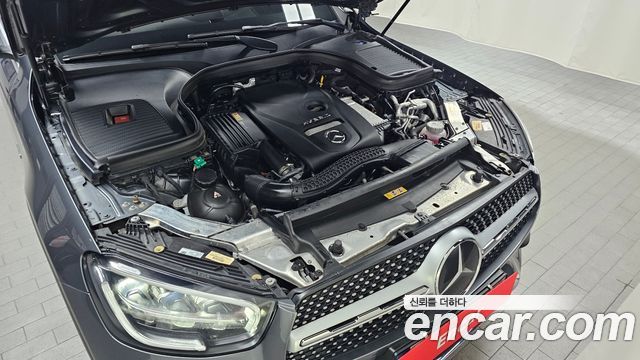 Mercedes-Benz GLC-Class GLC300e 4MATIC Coupe