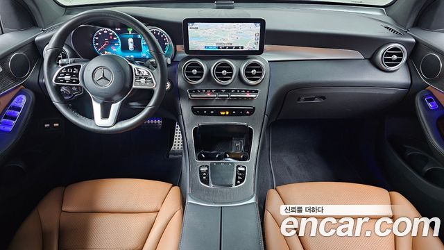 Mercedes-Benz GLC-Class GLC300e 4MATIC Coupe