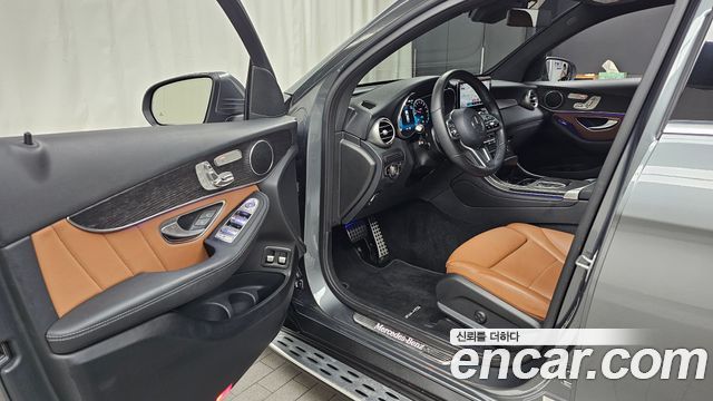 Mercedes-Benz GLC-Class GLC300e 4MATIC Coupe