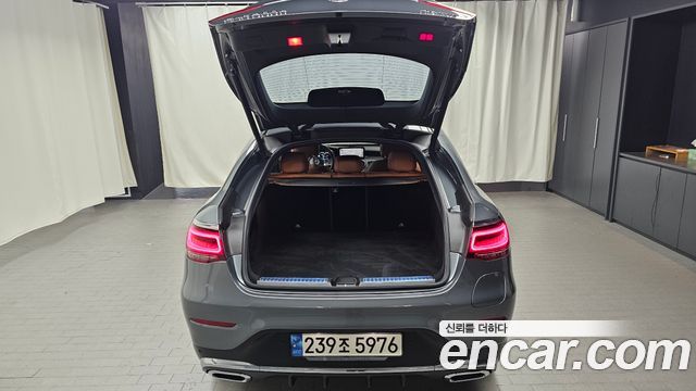 Mercedes-Benz GLC-Class GLC300e 4MATIC Coupe