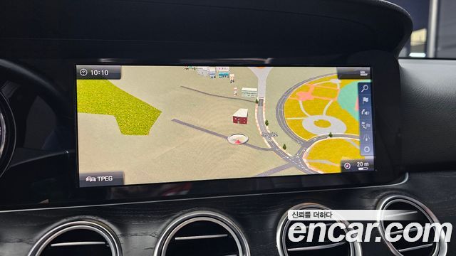 Mercedes-Benz E-Class E220d 4MATIC Avantgarde