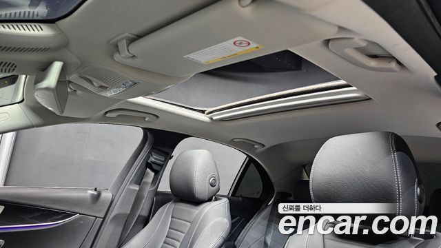 Mercedes-Benz E-Class E220d 4MATIC Avantgarde