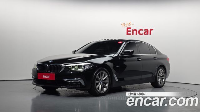 BMW 5-Series 520i Luxury