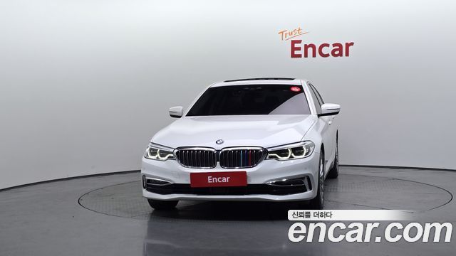 BMW 5-Series 520d xDrive Luxury Plus