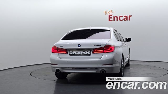BMW 5-Series 520d xDrive Luxury Plus