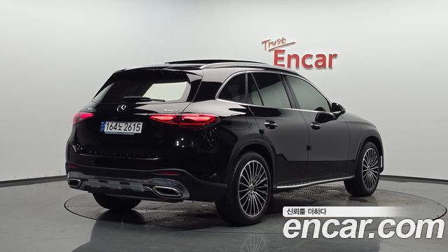 Mercedes-Benz GLC-Class GLC300 4MATIC AMG Line