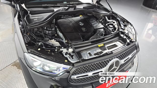 Mercedes-Benz GLC-Class GLC300 4MATIC AMG Line