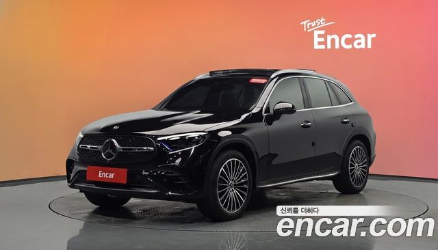 Mercedes-Benz GLC-Class GLC300 4MATIC AMG Line