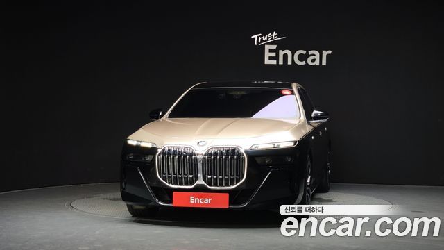 BMW 7-Series 740i xDrive M Sport