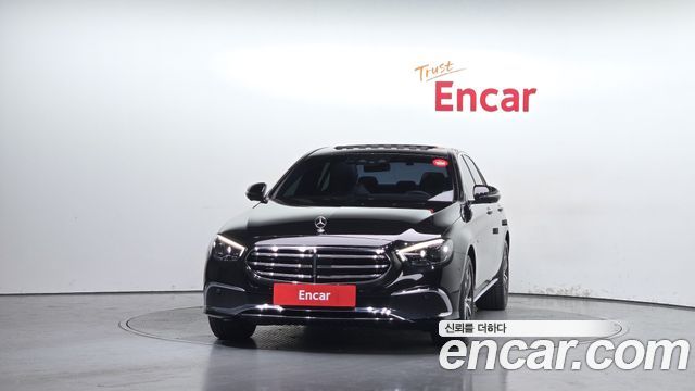 Mercedes-Benz E-Class E300e 4MATIC Exclusive