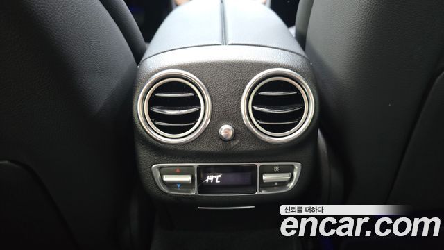 Mercedes-Benz E-Class E300e 4MATIC Exclusive