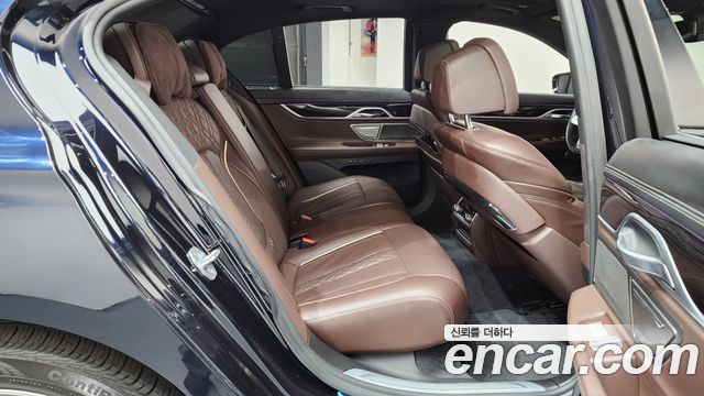 BMW 7-Series 740d xDrive M Sport