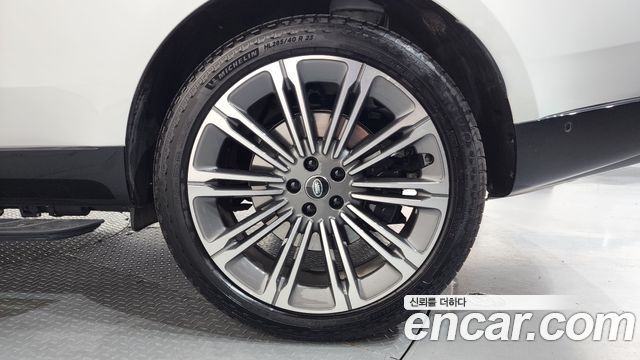 Land Rover Range Rover P530 Autobiography Long Wheel Base