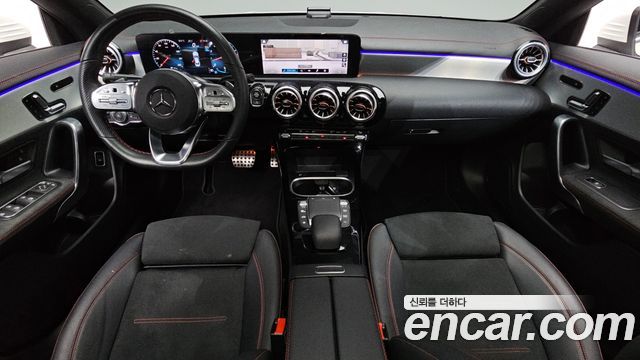 Mercedes-Benz CLA-Class CLA250 4MATIC