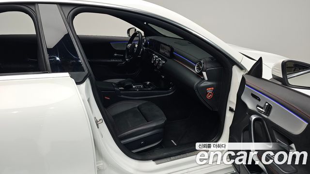 Mercedes-Benz CLA-Class CLA250 4MATIC