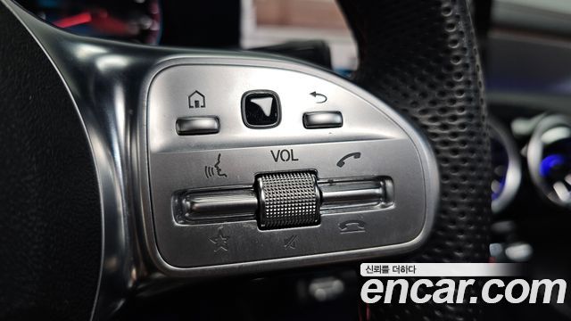 Mercedes-Benz CLA-Class CLA250 4MATIC