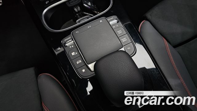 Mercedes-Benz CLA-Class CLA250 4MATIC