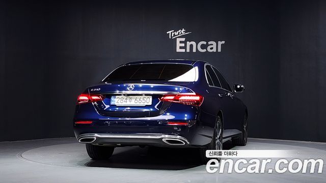 Mercedes-Benz E-Class W213 E250 Avantgarde