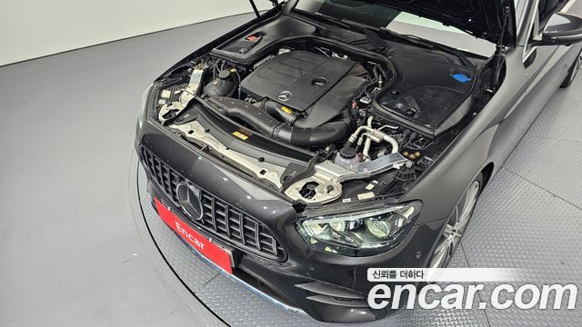 Mercedes-Benz E-Class E350 4MATIC AMG Line