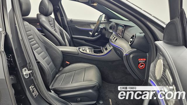 Mercedes-Benz E-Class E350 4MATIC AMG Line