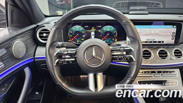 Mercedes-Benz E-Class E350 4MATIC AMG Line