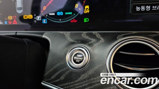 Mercedes-Benz E-Class E350 4MATIC AMG Line