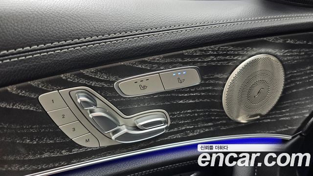 Mercedes-Benz E-Class E350 4MATIC AMG Line