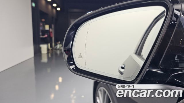 Mercedes-Benz E-Class E350 4MATIC AMG Line
