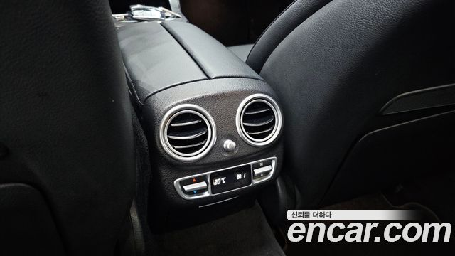 Mercedes-Benz E-Class E350 4MATIC AMG Line
