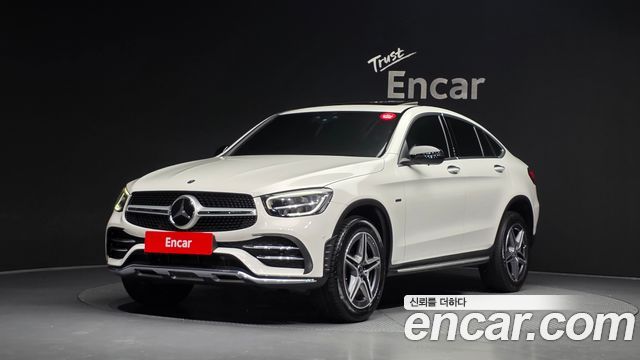 Mercedes-Benz GLC-Class GLC300e 4MATIC Coupe