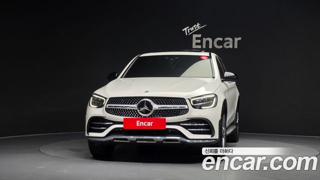 Mercedes-Benz GLC-Class GLC300e 4MATIC Coupe