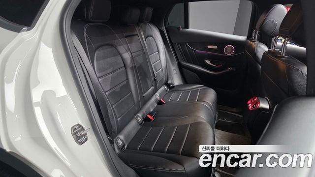 Mercedes-Benz GLC-Class GLC300e 4MATIC Coupe