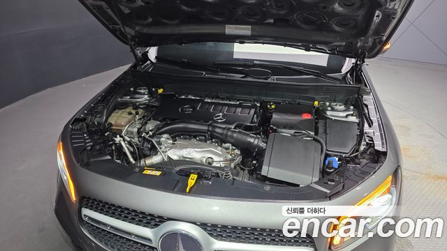 Mercedes-Benz GLB-Class GLB250 4MATIC