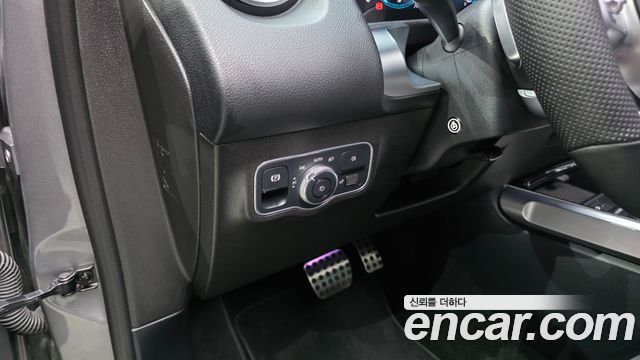Mercedes-Benz GLB-Class GLB250 4MATIC