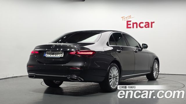 Mercedes-Benz E-Class E220d 4MATIC Exclusive