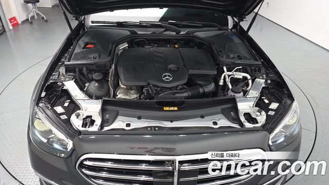 Mercedes-Benz E-Class E220d 4MATIC Exclusive