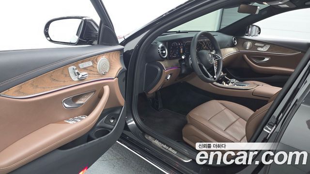 Mercedes-Benz E-Class E220d 4MATIC Exclusive